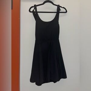 Stylish Black Sleeveless Dress